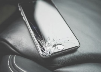 Phone repair brentwood