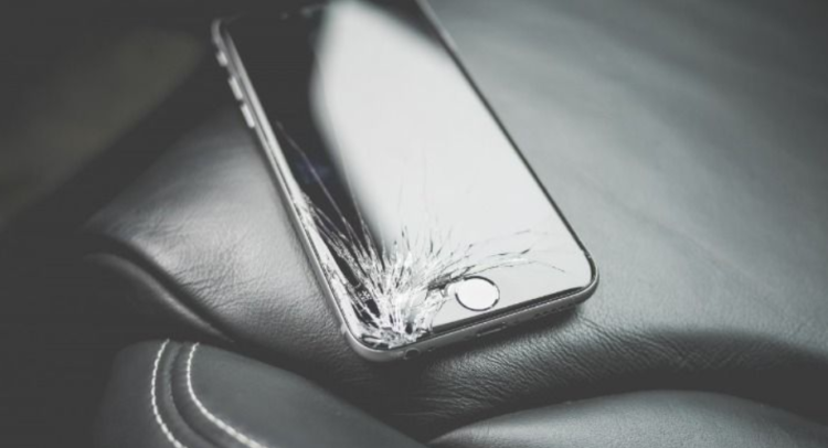 Phone repair brentwood