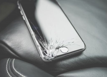 Phone repair brentwood