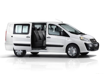 Top 5 Reasons Why a 9 Seater Car is the Ideal Choice for Large Families
